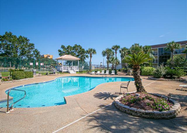 Fun 2 Bed/2 Bath Condo With Pool On Biloxi Beach Esterno foto