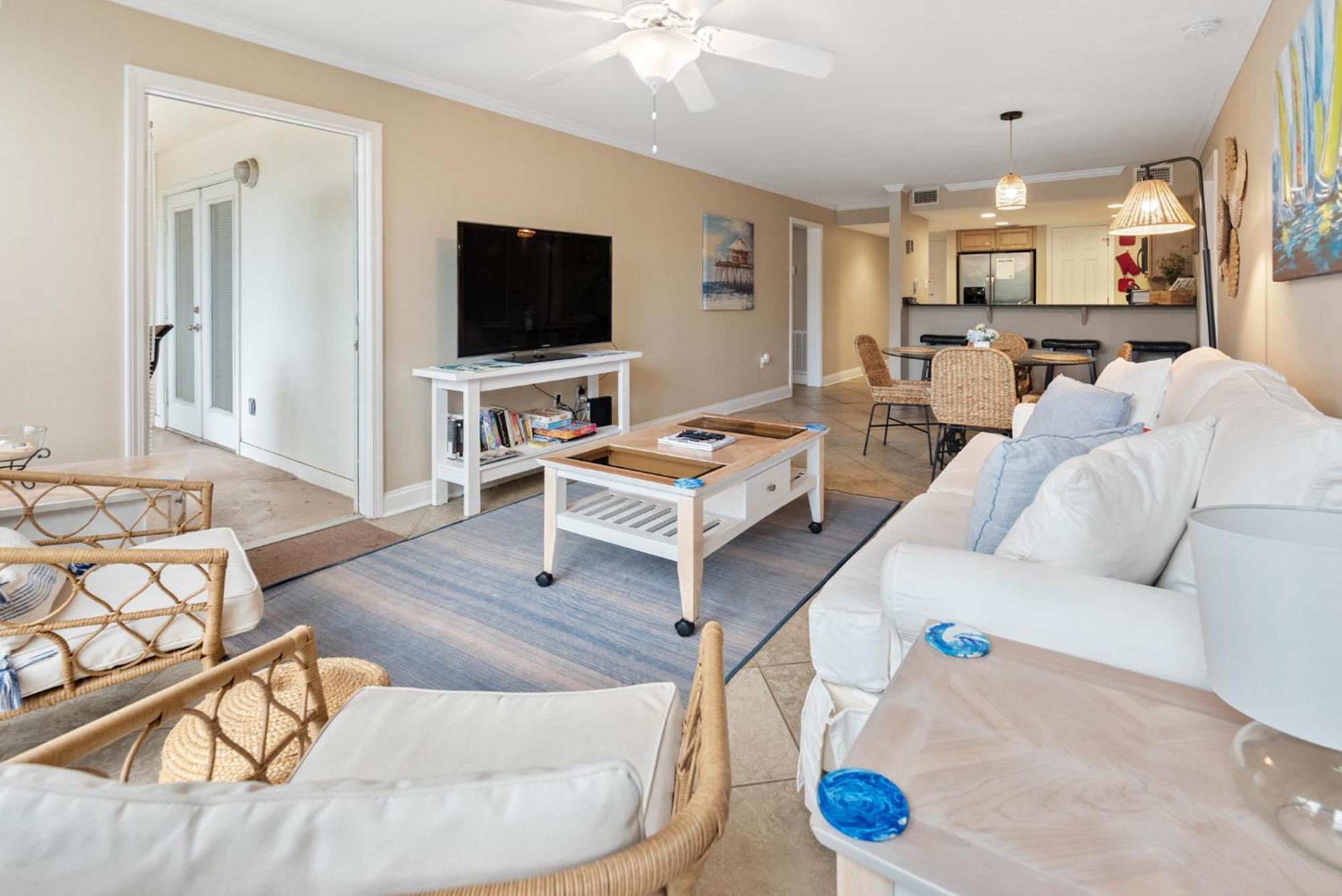 Fun 2 Bed/2 Bath Condo With Pool On Biloxi Beach Esterno foto