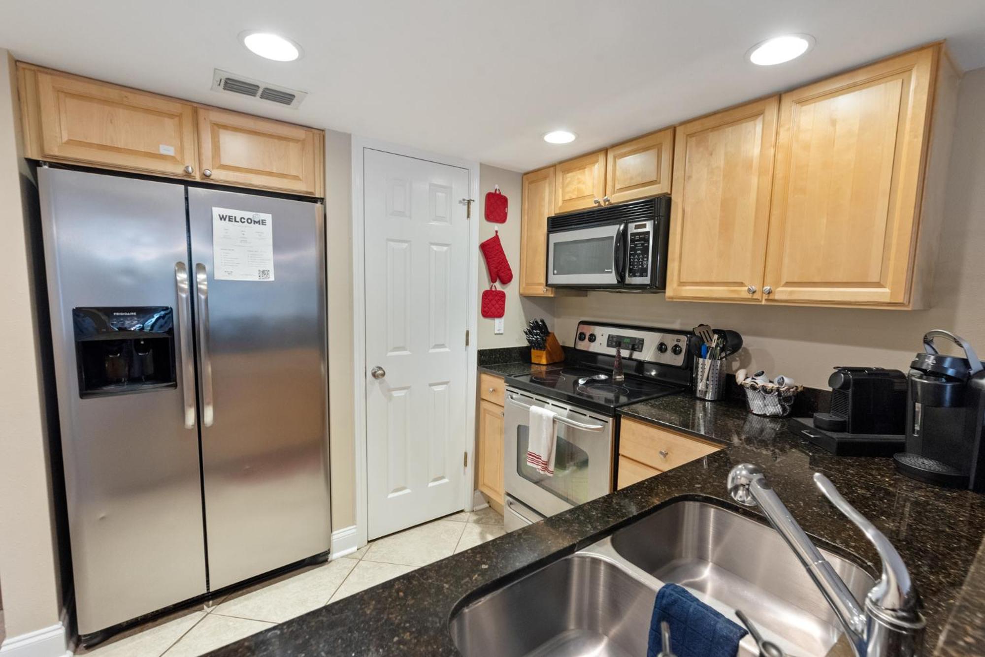 Fun 2 Bed/2 Bath Condo With Pool On Biloxi Beach Esterno foto